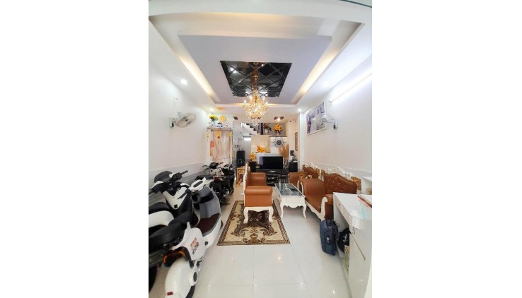 Mặt tiền Hoàng Minh Đạo 4x17 68.5m2 P5 Q8 chỉ 8.2 tỷ